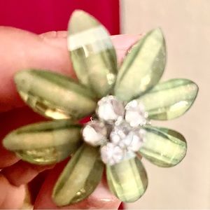 NWOT ADJUSTABLE COSTUME STATEMENT COCKTAIL RING